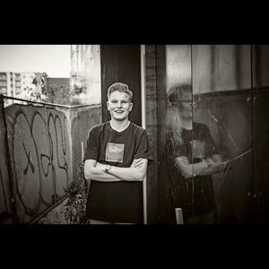 Meet your Posher, Jordan